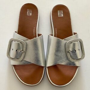 FITFLOP GRACIE Crystal Maxi-Buckle Metallic-Leather Silver Slides Size 9